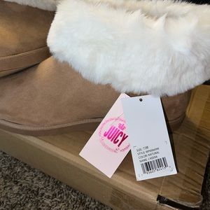 Juicy couture short faux fur winter boots size 11 brand new